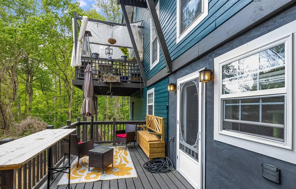 Exterior siding and deck repaint